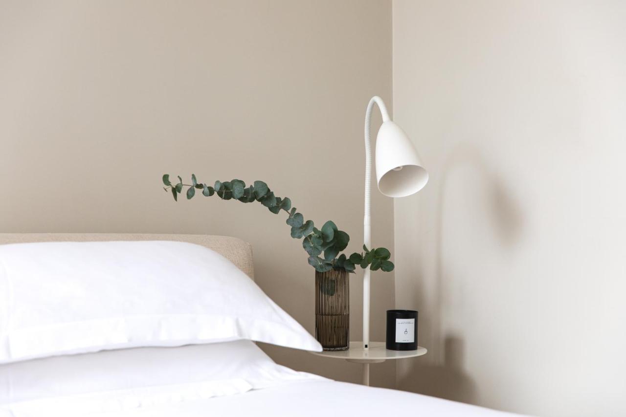 Aparthotel 56 Welbeck Street Londra Esterno foto